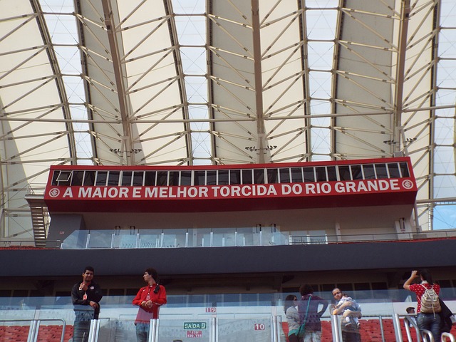 步加深了球 步加深了球